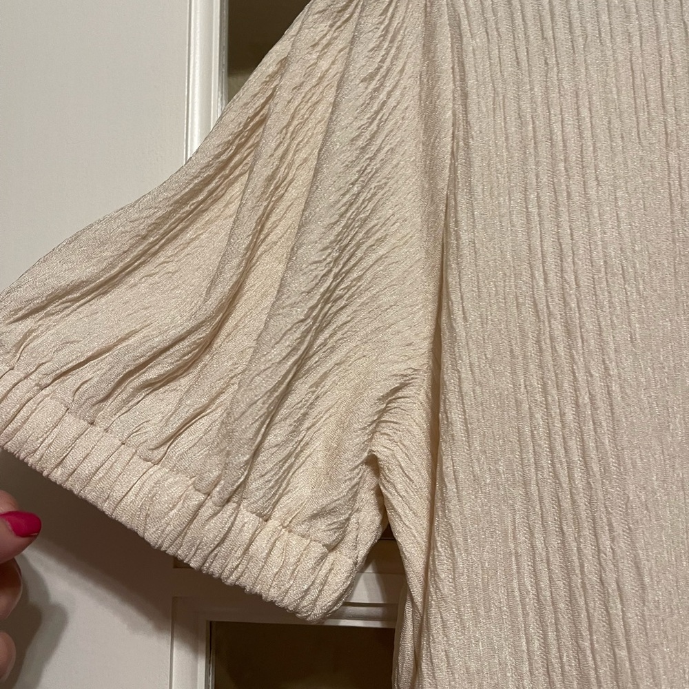 JODIFL Textured Cream Dress - Picture 3 of 4
